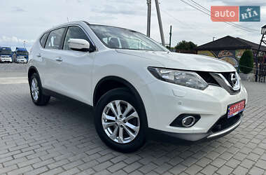 Позашляховик / Кросовер Nissan X-Trail 2015 в Лопатині