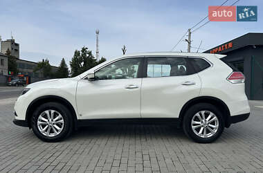 Внедорожник / Кроссовер Nissan X-Trail 2015 в 