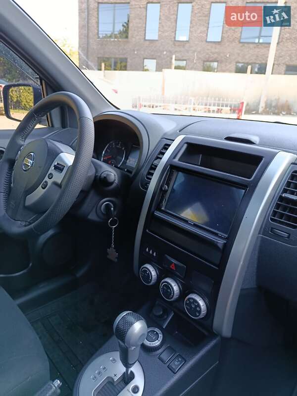 Внедорожник / Кроссовер Nissan X-Trail 2013 в Умани