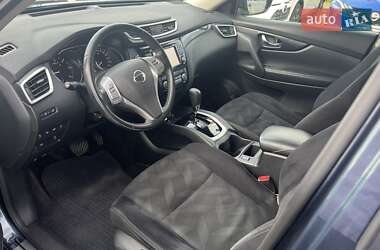Внедорожник / Кроссовер Nissan X-Trail 2017 в 