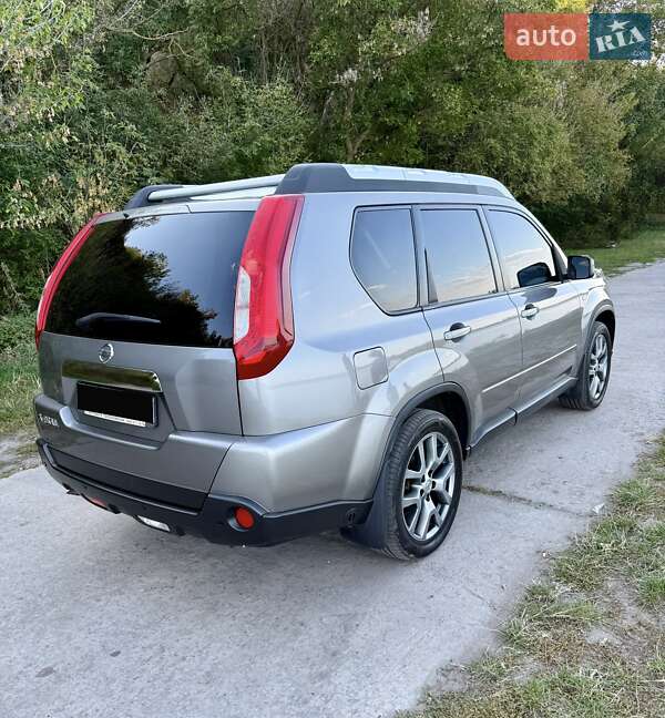 Внедорожник / Кроссовер Nissan X-Trail 2011 в Киеве