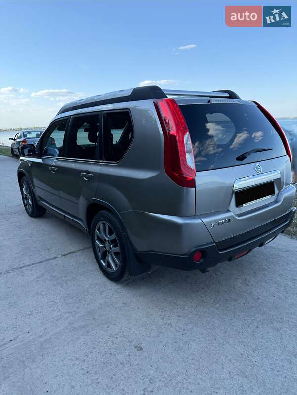 Внедорожник / Кроссовер Nissan X-Trail 2011 в Киеве