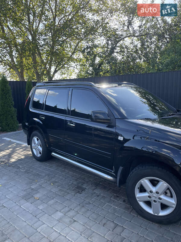 Внедорожник / Кроссовер Nissan X-Trail 2004 в Звягеле