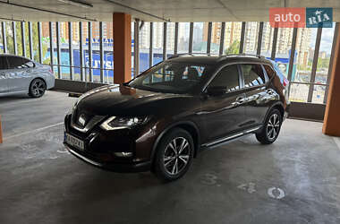 Внедорожник / Кроссовер Nissan X-Trail 2018 в Киеве