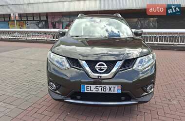Внедорожник / Кроссовер Nissan X-Trail 2016 в Луцке