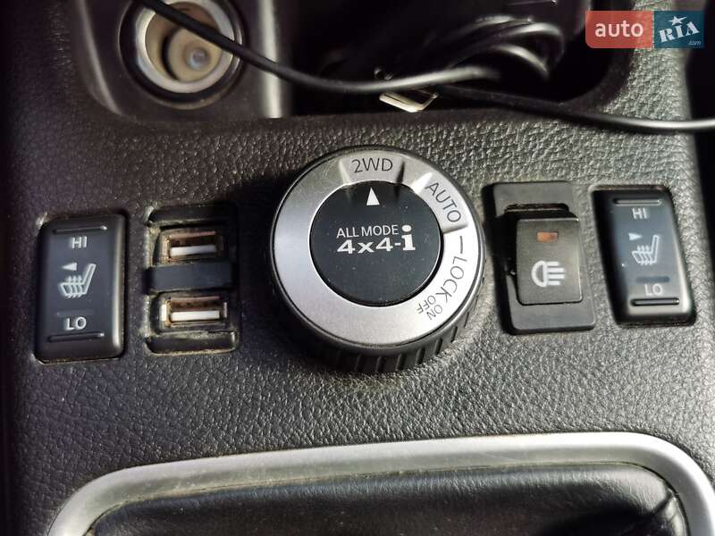 Внедорожник / Кроссовер Nissan X-Trail 2012 в Хмельницком