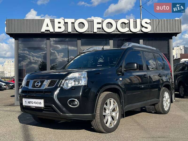 Позашляховик / Кросовер Nissan X-Trail 2014 в Києві