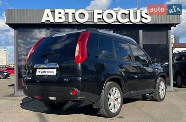 Позашляховик / Кросовер Nissan X-Trail 2014 в  фото 7 Позашляховик / Кросовер Nissan X-Trail 2014 в