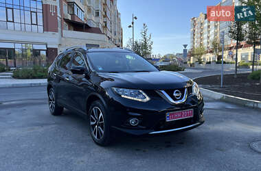 Внедорожник / Кроссовер Nissan X-Trail 2016 в Умани