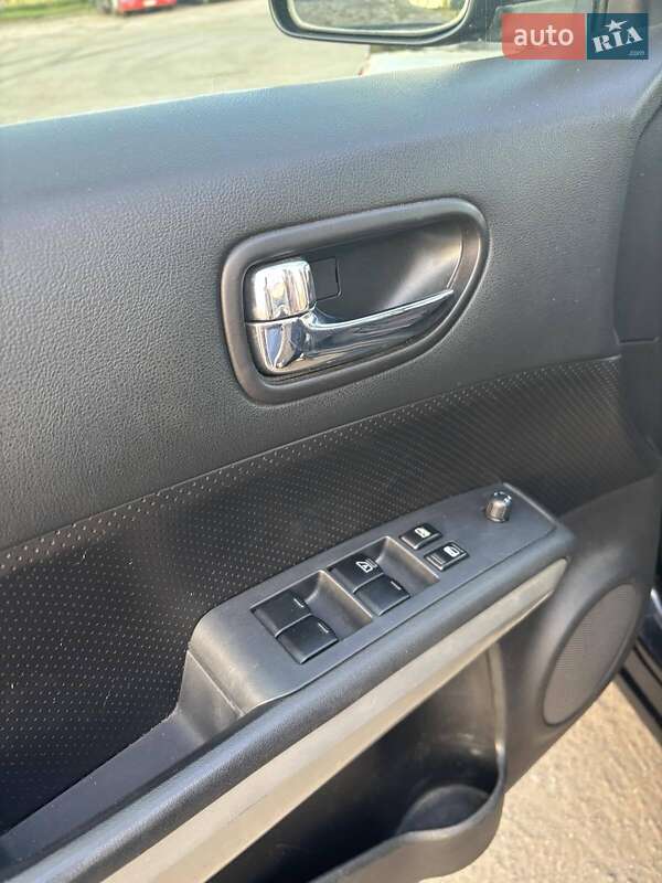 Позашляховик / Кросовер Nissan X-Trail 2012 в Бородянці