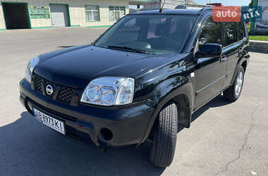 Внедорожник / Кроссовер Nissan X-Trail 2003 в 