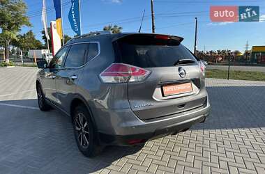 Внедорожник / Кроссовер Nissan X-Trail 2016 в 
