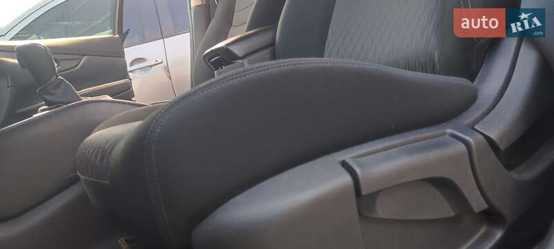 Позашляховик / Кросовер Nissan X-Trail 2020 в Києві фото 29 Позашляховик / Кросовер Nissan X-Trail 2020 в Києві