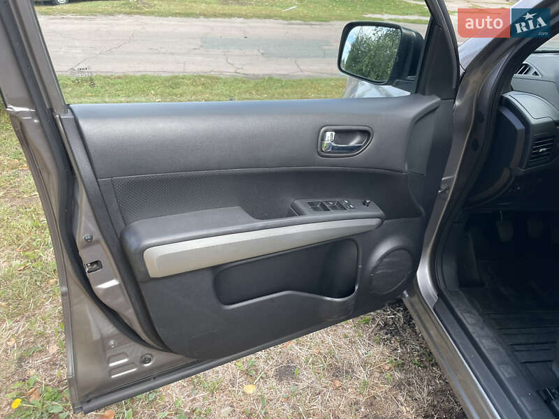 Внедорожник / Кроссовер Nissan X-Trail 2010 в Бобровице фото 20 Внедорожник / Кроссовер Nissan X-Trail 2010 в Бобровице