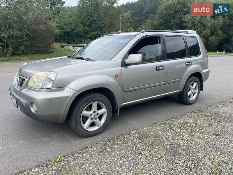 Внедорожник / Кроссовер Nissan X-Trail 2003 в Старом Самборе