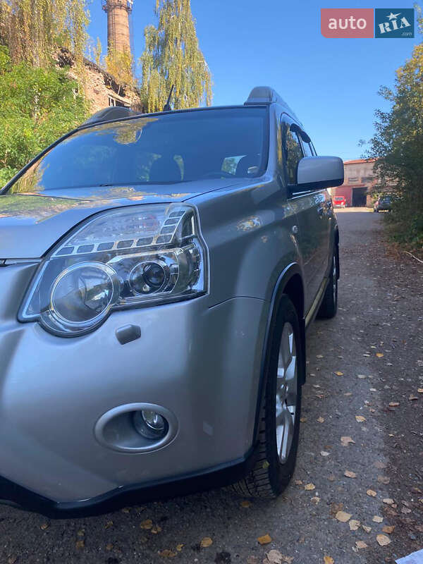 Позашляховик / Кросовер Nissan X-Trail 2012 в Сумах