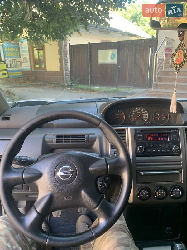Внедорожник / Кроссовер Nissan X-Trail 2004 в Каменец-Подольском