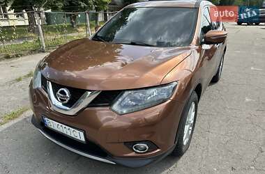 Позашляховик / Кросовер Nissan X-Trail 2016 в Полтаві