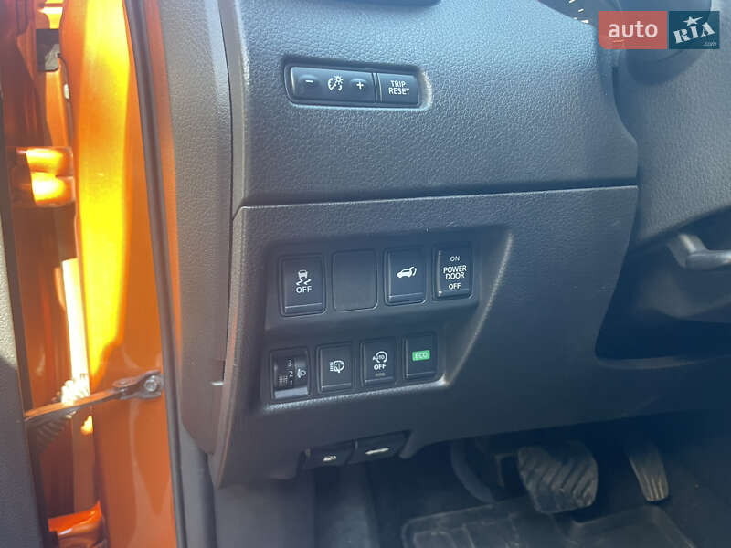 Позашляховик / Кросовер Nissan X-Trail 2018 в Києві