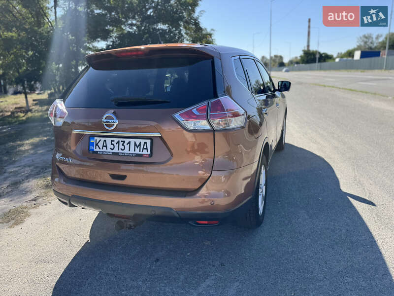 Позашляховик / Кросовер Nissan X-Trail 2014 в Києві