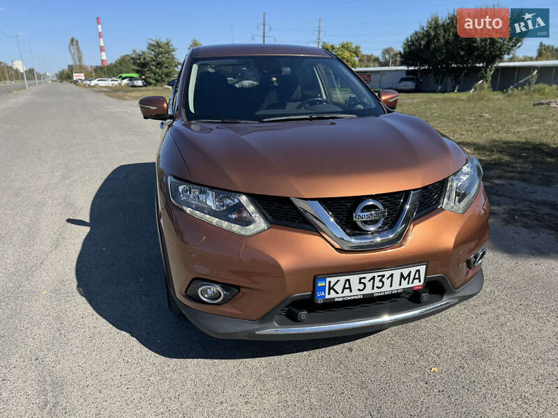 Позашляховик / Кросовер Nissan X-Trail 2014 в Києві