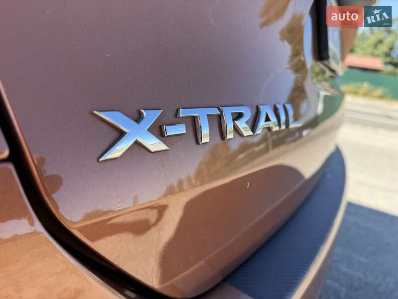 Позашляховик / Кросовер Nissan X-Trail 2014 в Києві