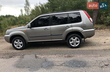 Внедорожник / Кроссовер Nissan X-Trail 2002 в Коростене