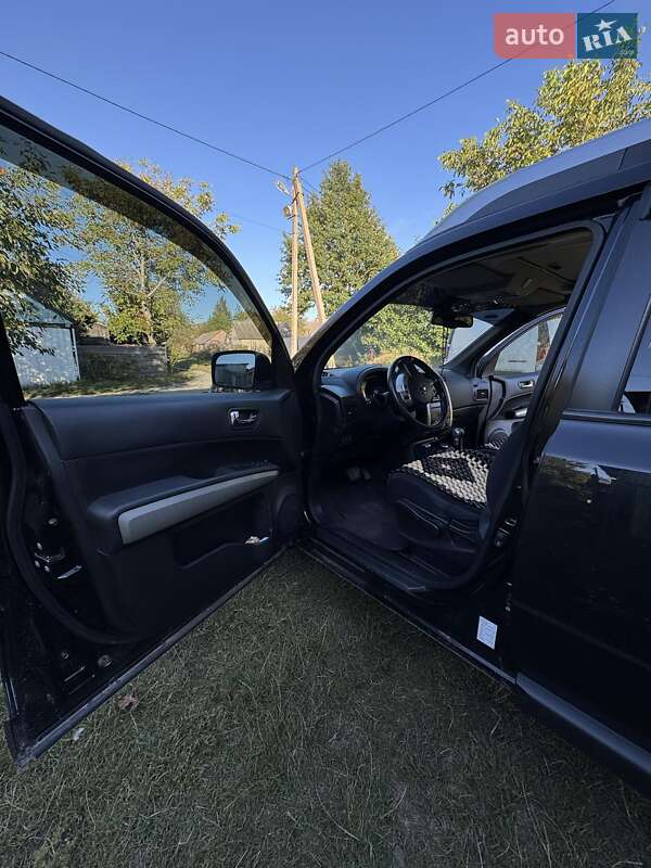 Позашляховик / Кросовер Nissan X-Trail 2012 в Звягелі