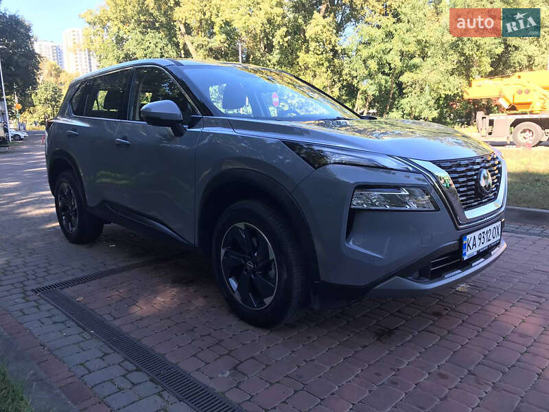 Позашляховик / Кросовер Nissan X-Trail 2024 в Києві