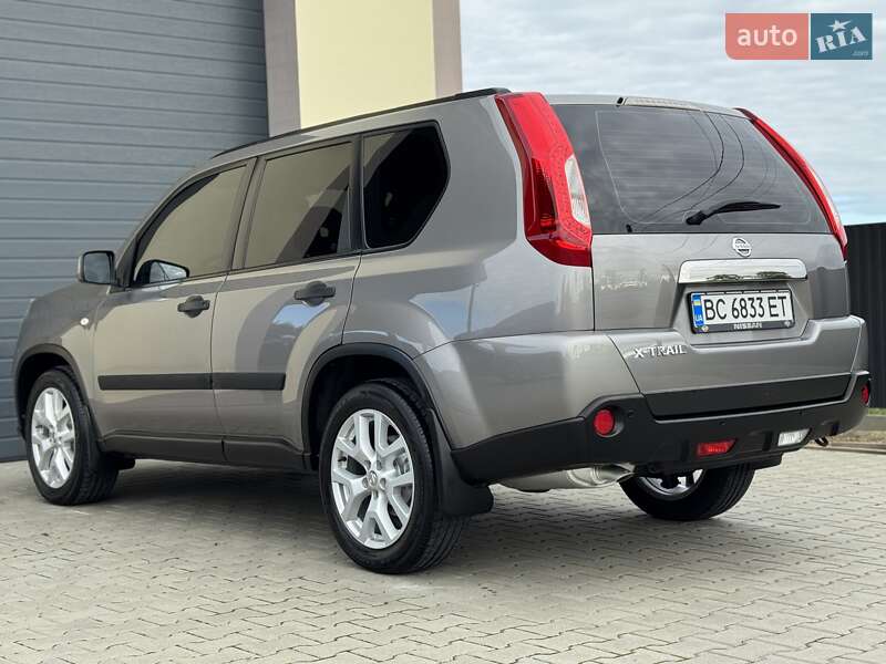 Позашляховик / Кросовер Nissan X-Trail 2010 в Стрию
