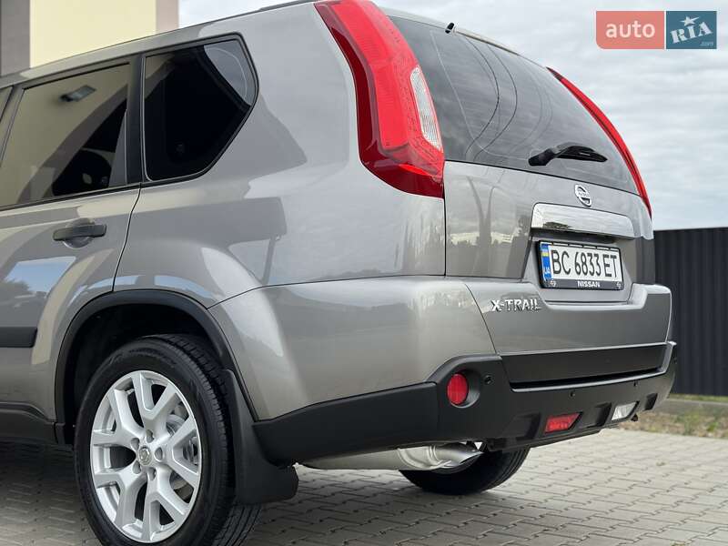 Позашляховик / Кросовер Nissan X-Trail 2010 в Стрию