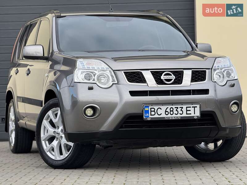Позашляховик / Кросовер Nissan X-Trail 2010 в Стрию