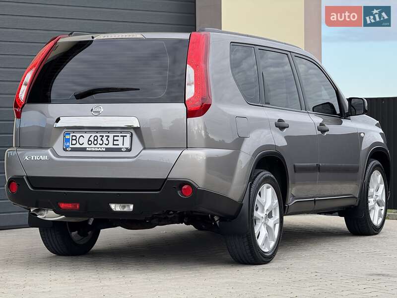Позашляховик / Кросовер Nissan X-Trail 2010 в Стрию