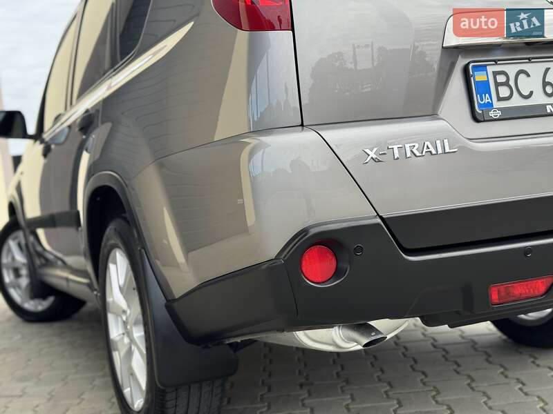 Позашляховик / Кросовер Nissan X-Trail 2010 в Стрию
