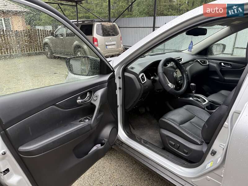 Позашляховик / Кросовер Nissan X-Trail 2016 в Радомишлі