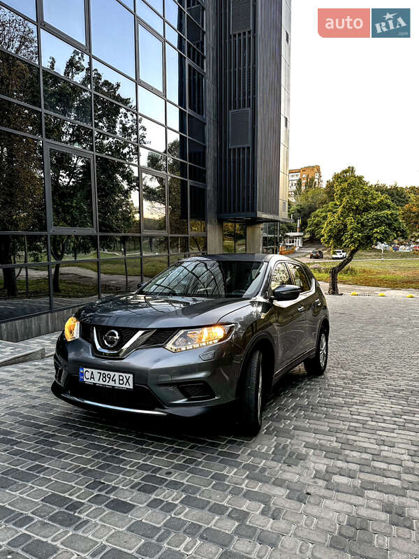 Позашляховик / Кросовер Nissan X-Trail 2016 в Запоріжжі