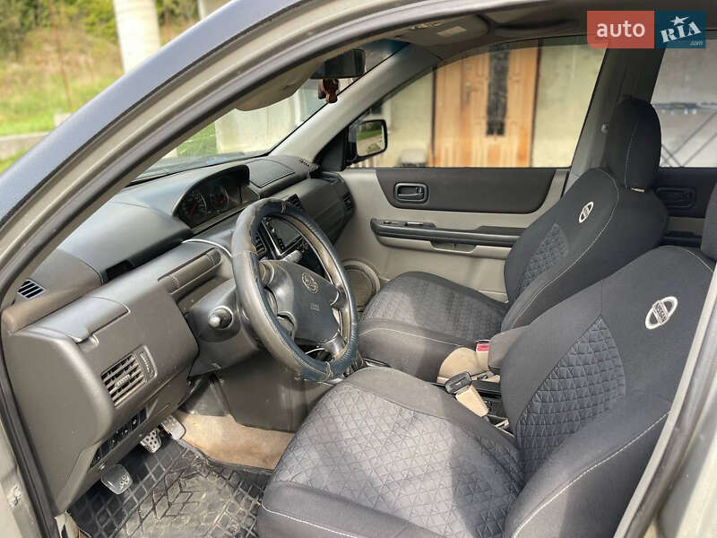 Внедорожник / Кроссовер Nissan X-Trail 2004 в Львове фото 8 Внедорожник / Кроссовер Nissan X-Trail 2004 в Львове