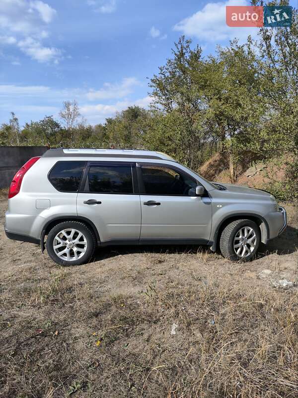 Внедорожник / Кроссовер Nissan X-Trail 2009 в Кривом Роге