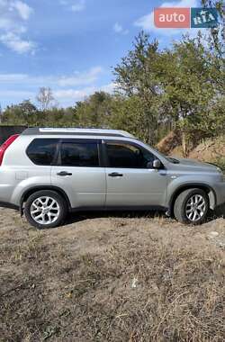 Внедорожник / Кроссовер Nissan X-Trail 2009 в 