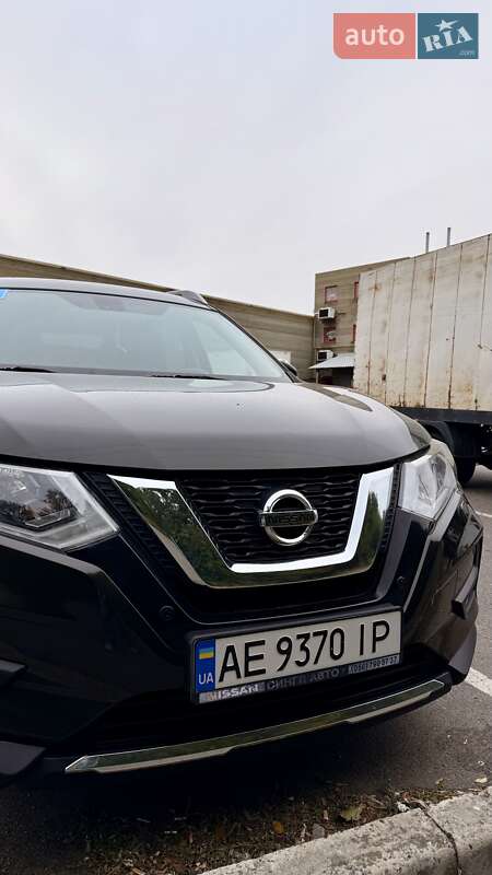 Внедорожник / Кроссовер Nissan X-Trail 2017 в Днепре