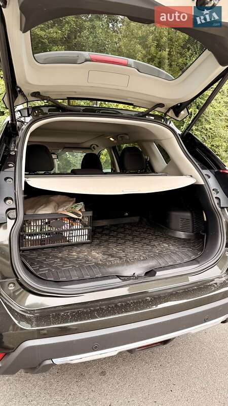 Внедорожник / Кроссовер Nissan X-Trail 2017 в Днепре