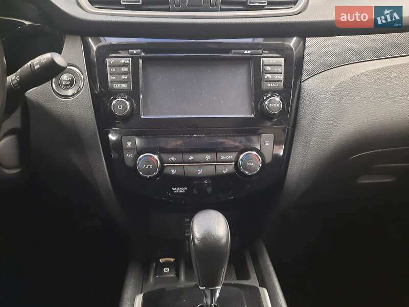 Позашляховик / Кросовер Nissan X-Trail 2014 в Хмельницькому