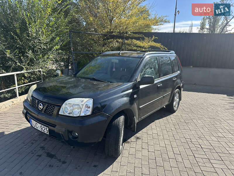Nissan X-Trail 2004