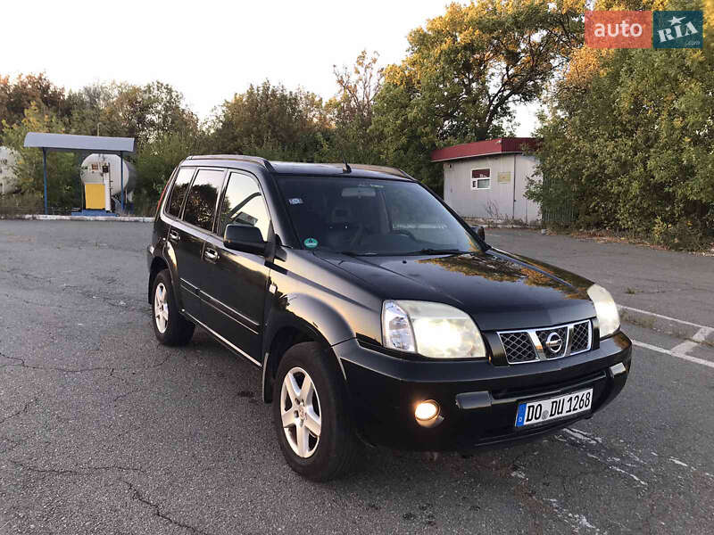 Внедорожник / Кроссовер Nissan X-Trail 2005 в Киеве
