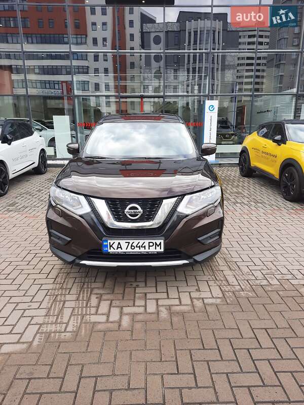 Внедорожник / Кроссовер Nissan X-Trail 2018 в Хмельницком