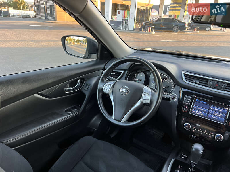 Внедорожник / Кроссовер Nissan X-Trail 2017 в Киеве