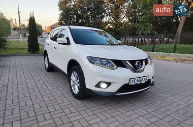 Позашляховик / Кросовер Nissan X-Trail 2015 в Чернігові