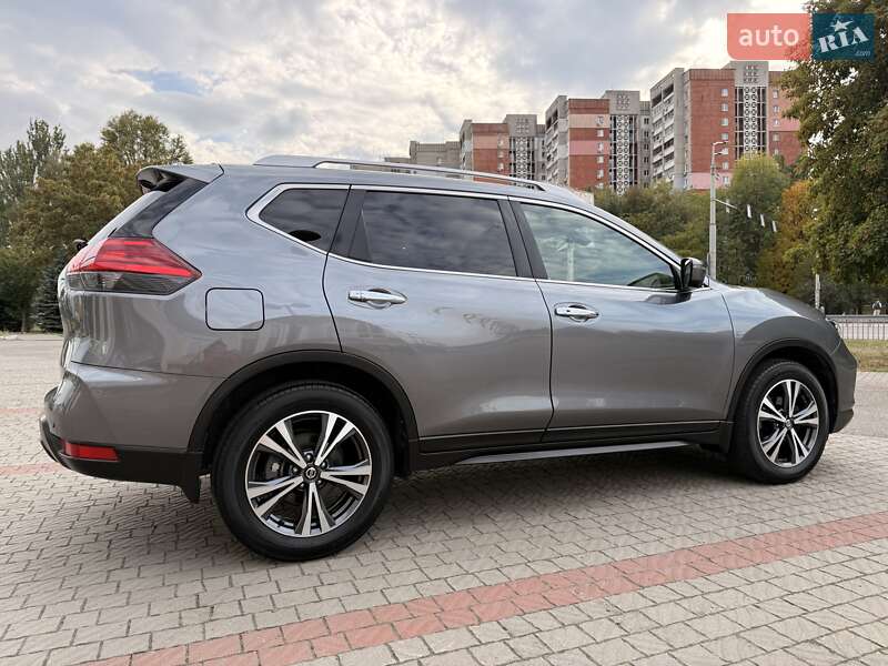 Позашляховик / Кросовер Nissan X-Trail 2018 в Дніпрі фото 14 Позашляховик / Кросовер Nissan X-Trail 2018 в Дніпрі