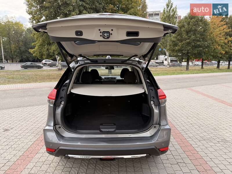 Позашляховик / Кросовер Nissan X-Trail 2018 в Дніпрі фото 25 Позашляховик / Кросовер Nissan X-Trail 2018 в Дніпрі