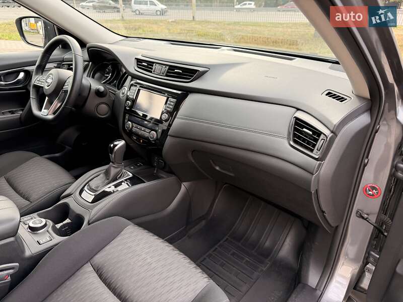 Позашляховик / Кросовер Nissan X-Trail 2018 в Дніпрі фото 31 Позашляховик / Кросовер Nissan X-Trail 2018 в Дніпрі